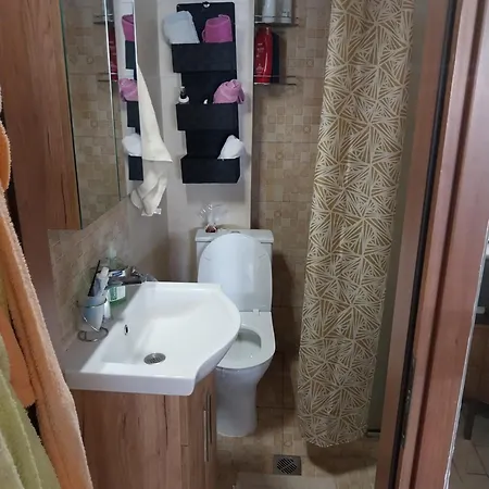 Amfitheas Apartment *